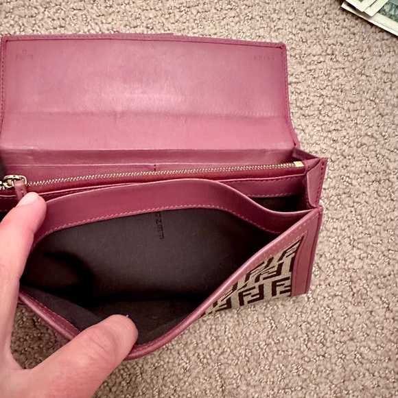 FENDI Zucchino Canvas Pink Leather Bifold Long Wallet great for Spring! - Picture 3 of 16